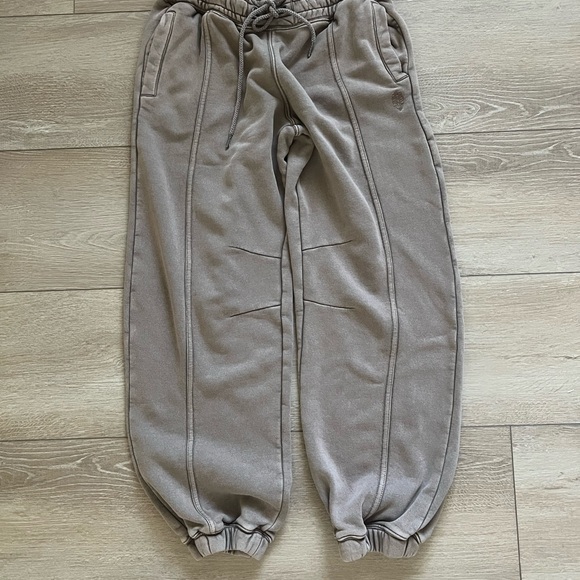 Free People Movement Sprint to the Finish Taupe Brown Pants Joggers Small - Picture 2 of 5
